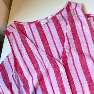 GAP Women’s sleeveless pinstripe dress. Medium